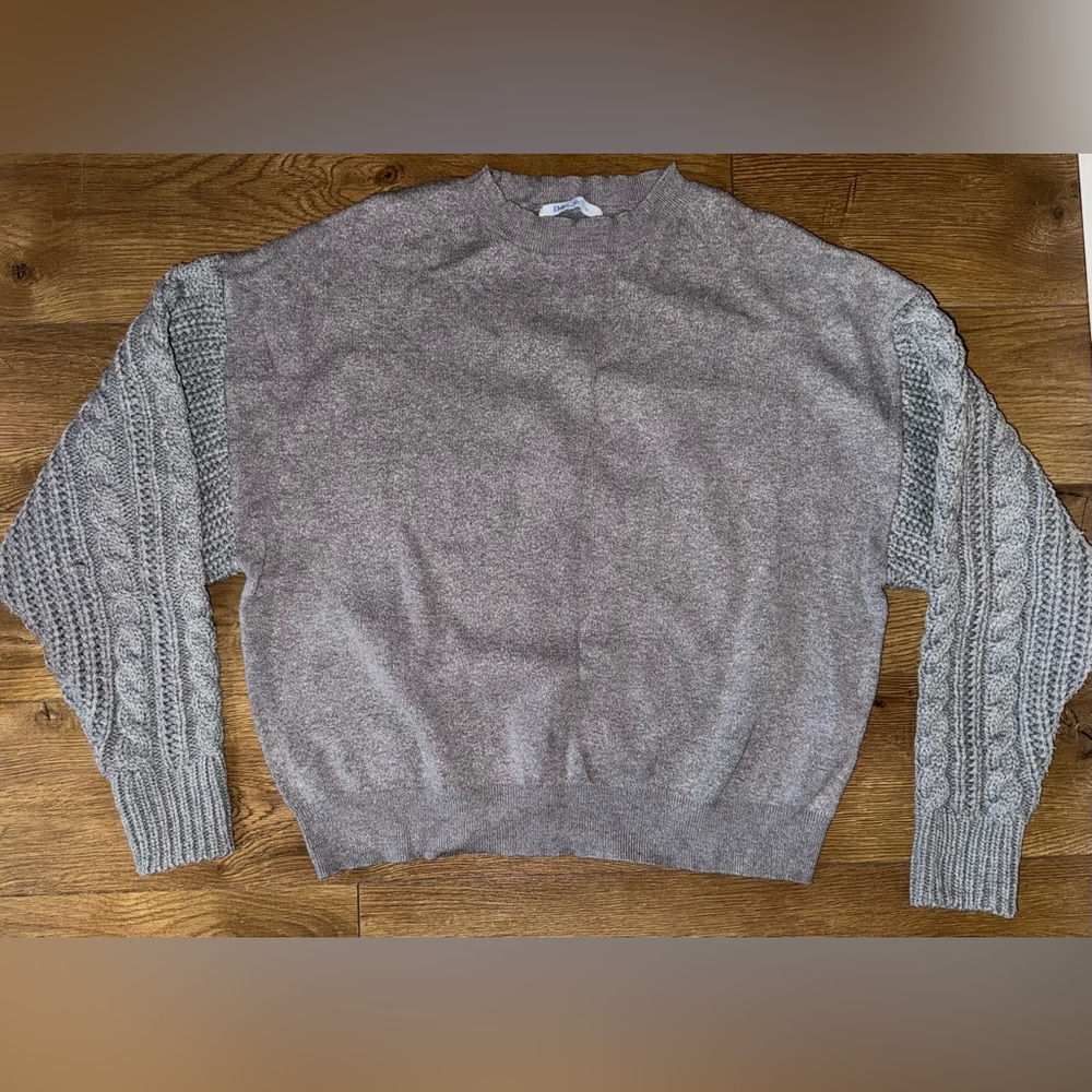 Elsie & Zoey Gray Women's Crew Neck Sweater